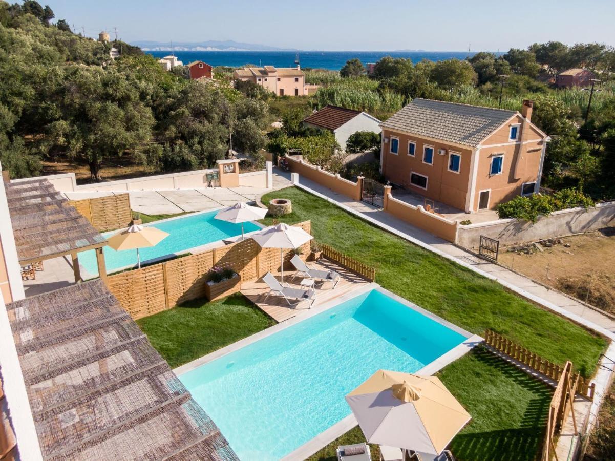 Reiki Villas Erikousa Ereikoussa Екстериор снимка